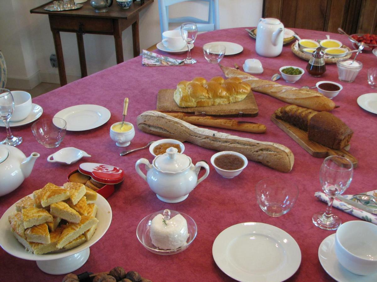 Le Petit Massigny Bed and Breakfast Les Velluire-sur-Vendee Buitenkant foto